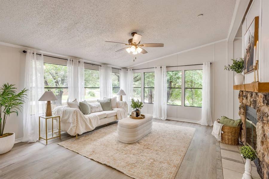Property photo for 2600 Houston Court, Granbury, TX