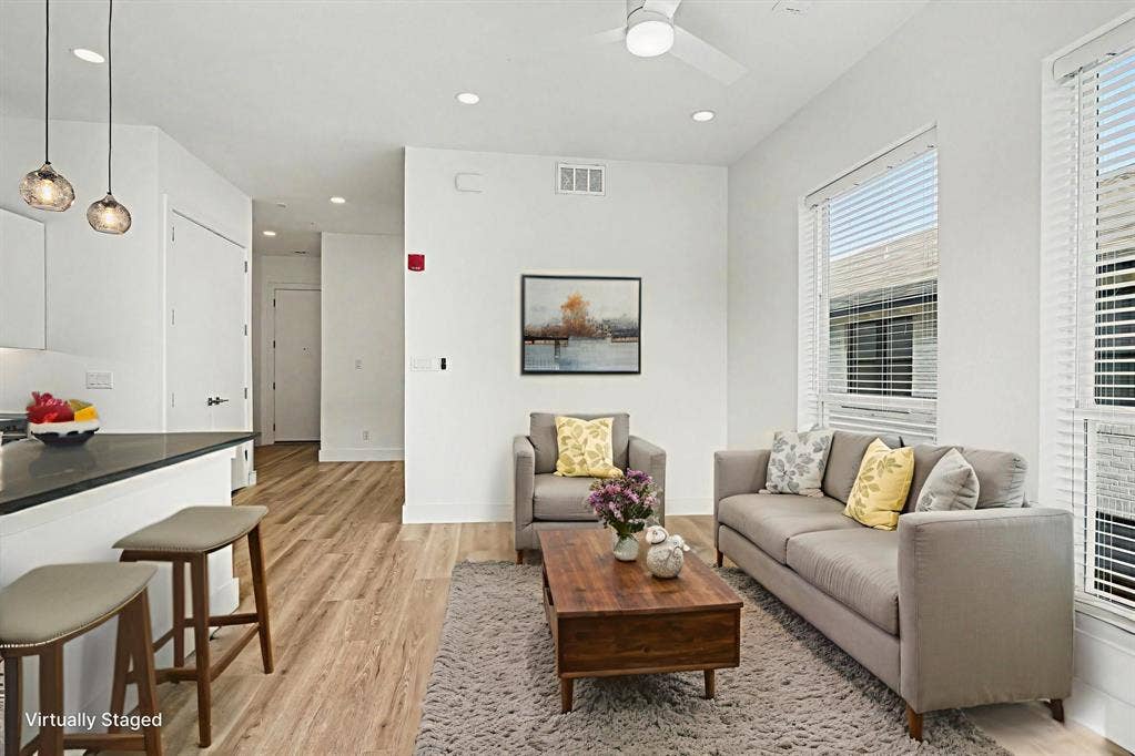 2217 N Fitzhugh Avenue, #203, Dallas, TX 75204 2217 N Fitzhugh Avenue, #203, Dallas, TX 75204