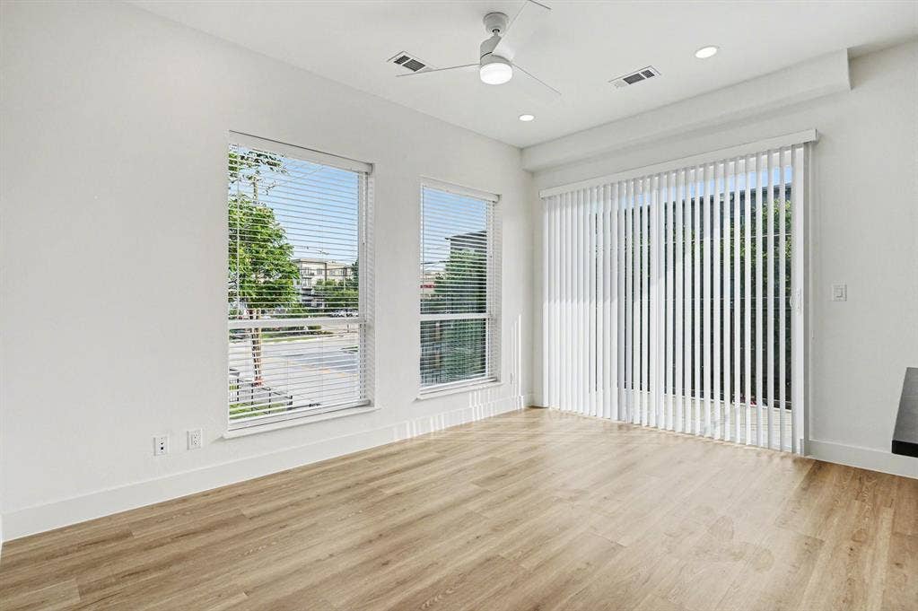 2217 N Fitzhugh Avenue, #203, Dallas, TX 75204 2217 N Fitzhugh Avenue, #203, Dallas, TX 75204