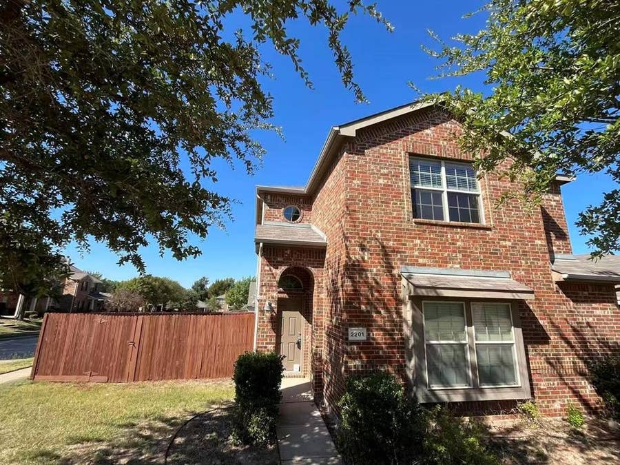Property photo for 2201 Preston Lane, McKinney, TX