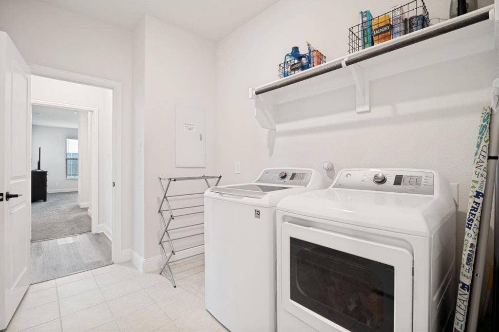 852 Vineyard Way, Forney, TX 75126