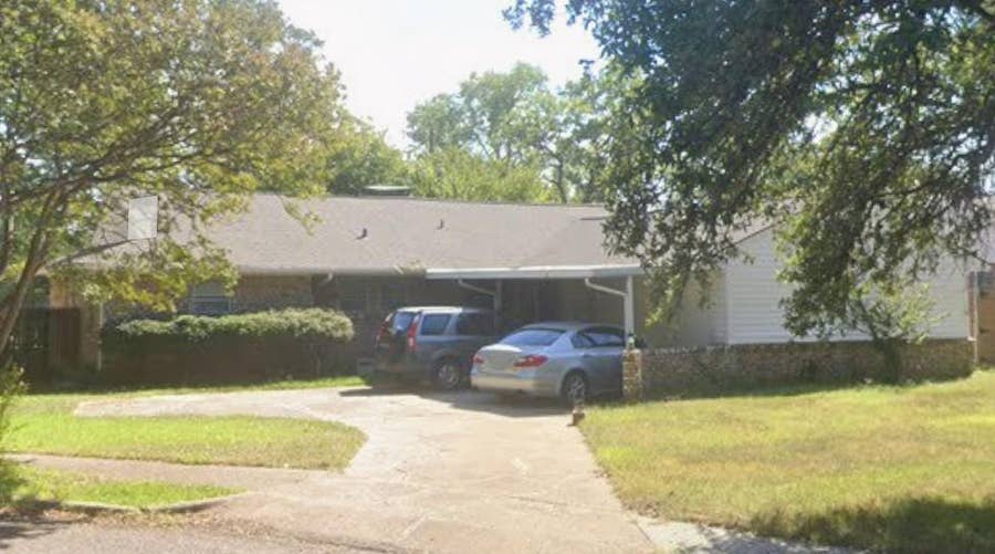 Property photo for 508 Forest Circle, Irving, TX