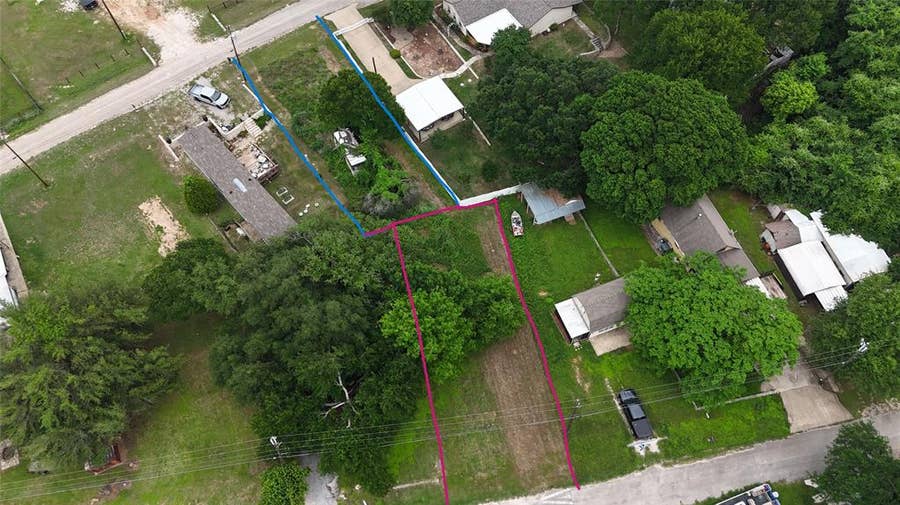 Property photo for 8165 Deer View Circle, Granbury, TX