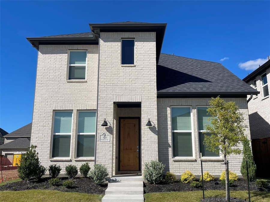 Property photo for 717 Fieldcrest Street, Celina, TX