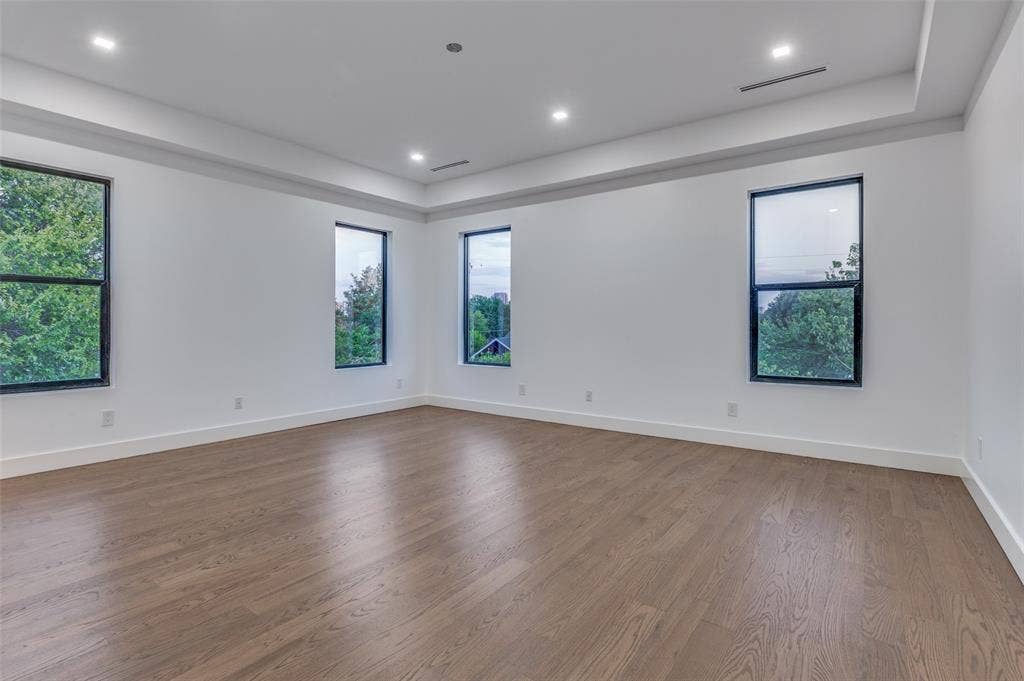 4044 Hawthorne Avenue, Dallas, TX 75219