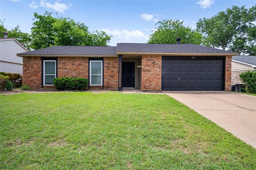 Property photo for 306 Hardwood Trail, Mesquite, TX
