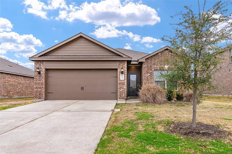 Property photo for 1431 Park Trails Boulevard, Princeton, TX