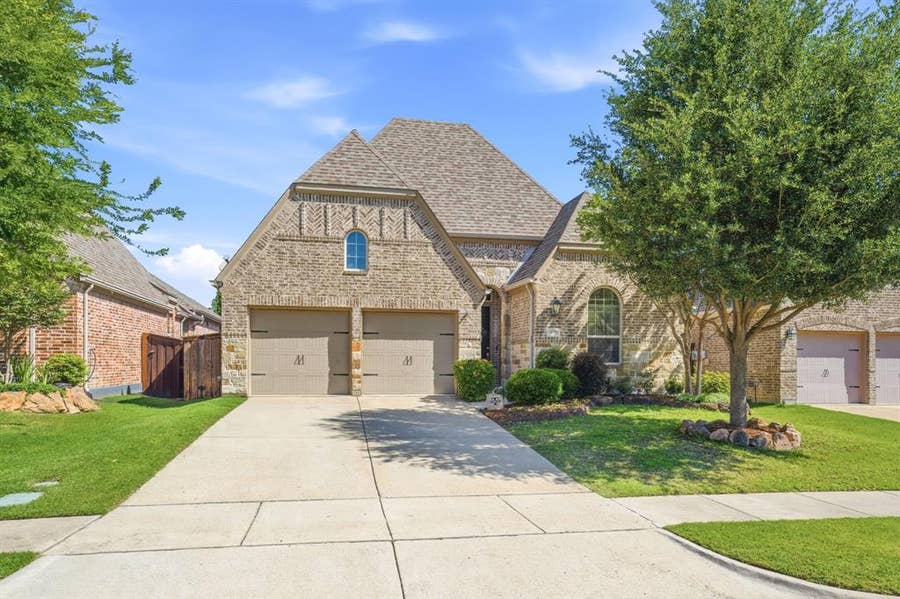 Property photo for 317 Mossy Rock Drive, McKinney, TX