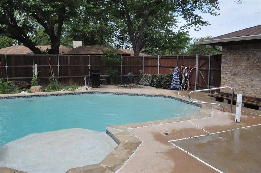 304 Bennett Circle, DeSoto, TX 75115 304 Bennett Circle, DeSoto, TX 75115