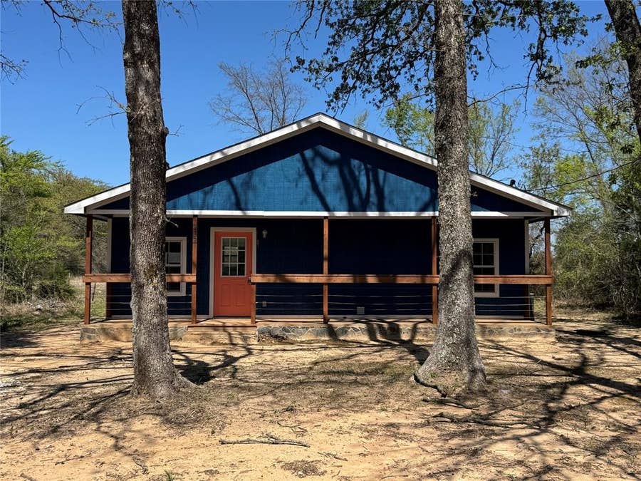 Property photo for 232 E Quanah Road, Mabank, TX