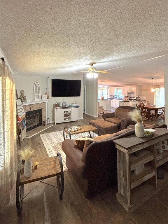 19792 Creekside Drive, Flint, TX 75762 19792 Creekside Drive, Flint, TX 75762
