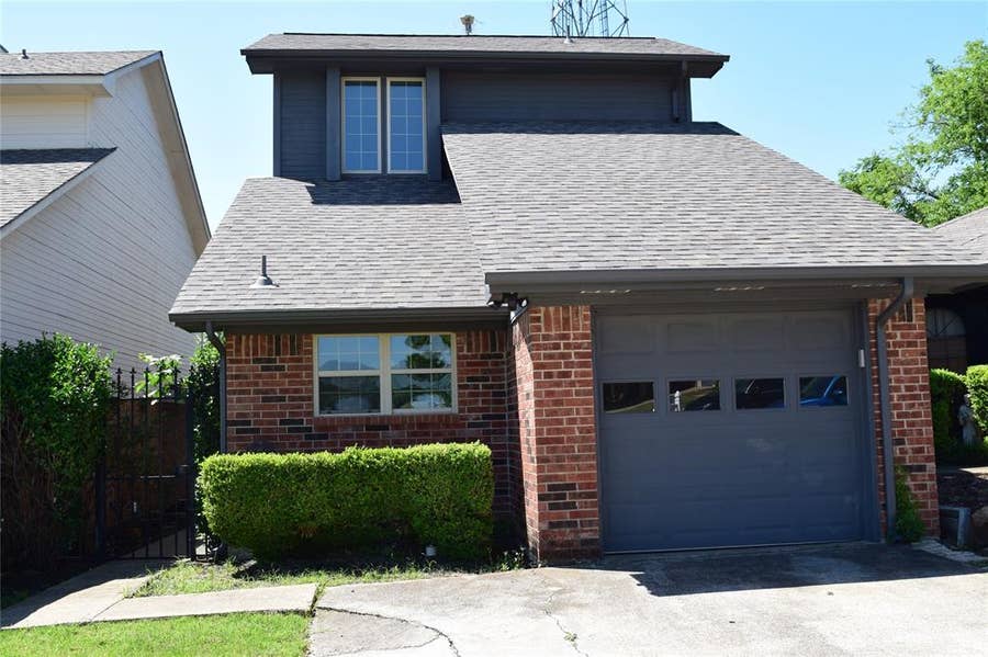 Property photo for 214 St Mary's Place, Rockwall, TX
