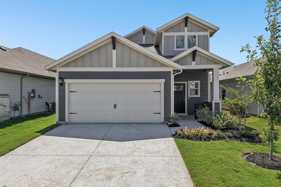 Property photo for 3510 Bridgeport Drive, Farmersville, TX