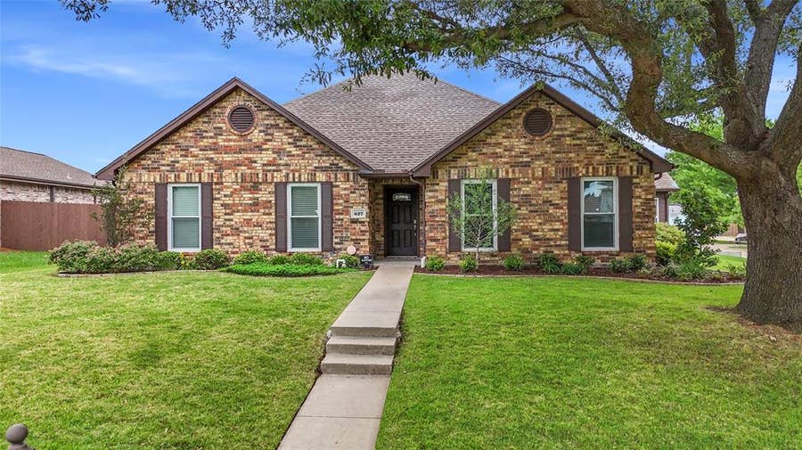 Property photo for 827 Heatherwood Drive, Wylie, TX