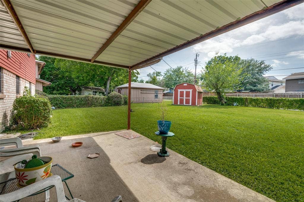 3013 Margo Drive, Mesquite, TX 75150 Covered patio featuring a concrete slab and metal roof structure