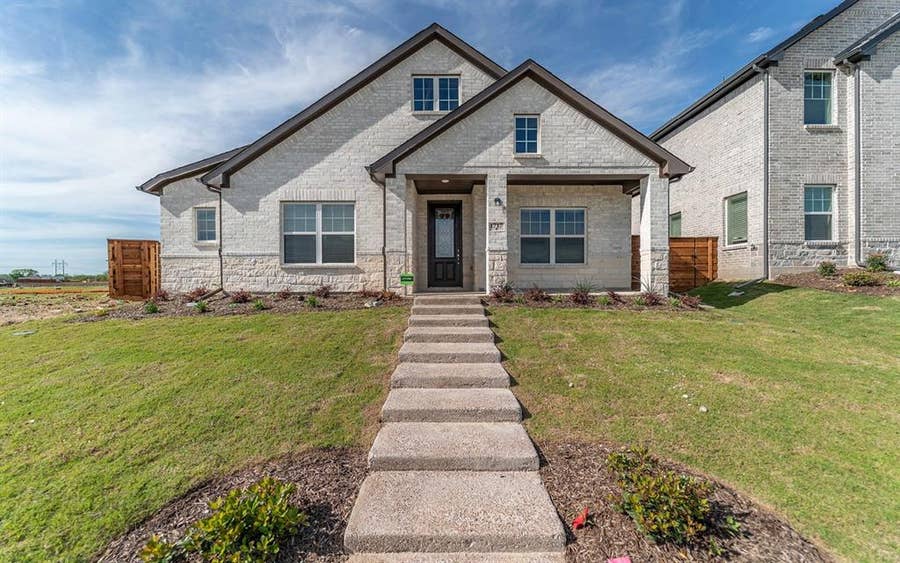 Property photo for 1717 Morning Mist Way, Mesquite, TX