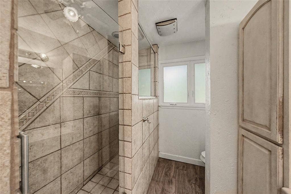 509 Westcliff Drive, Euless, TX 76040 509 Westcliff Drive, Euless, TX 76040
