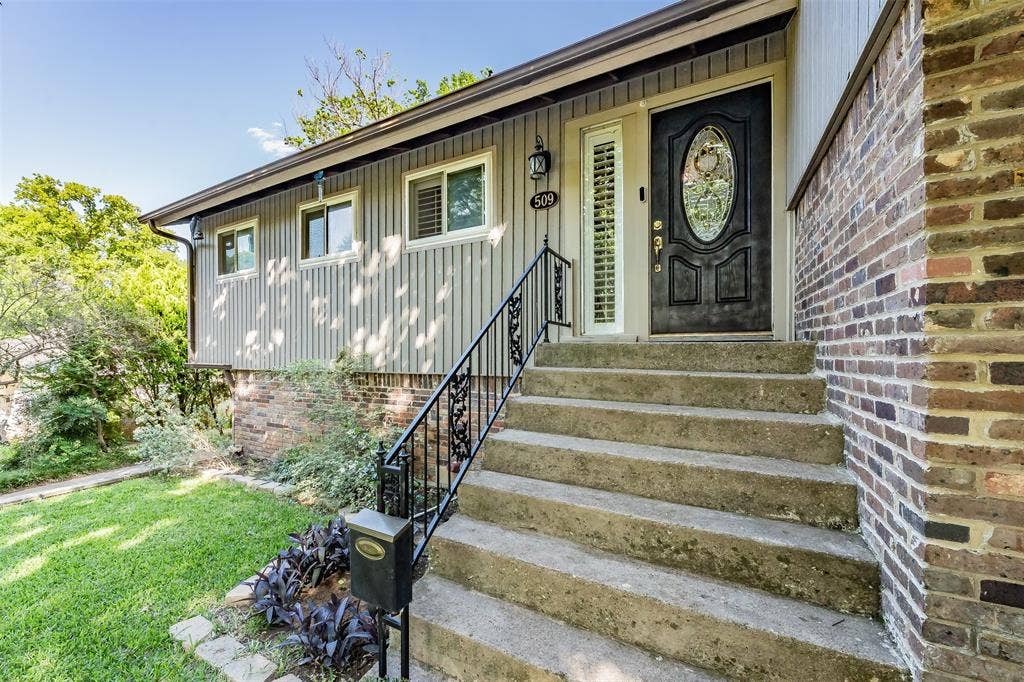 509 Westcliff Drive, Euless, TX 76040 509 Westcliff Drive, Euless, TX 76040