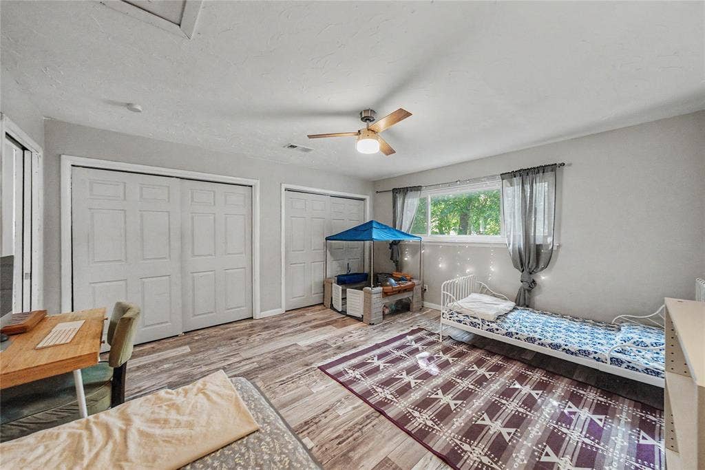 509 Westcliff Drive, Euless, TX 76040 3rd floor