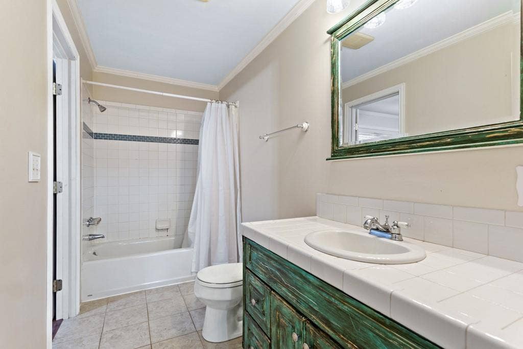 448 N Hill, Tyler, TX 75706 448 N Hill, Tyler, TX 75706