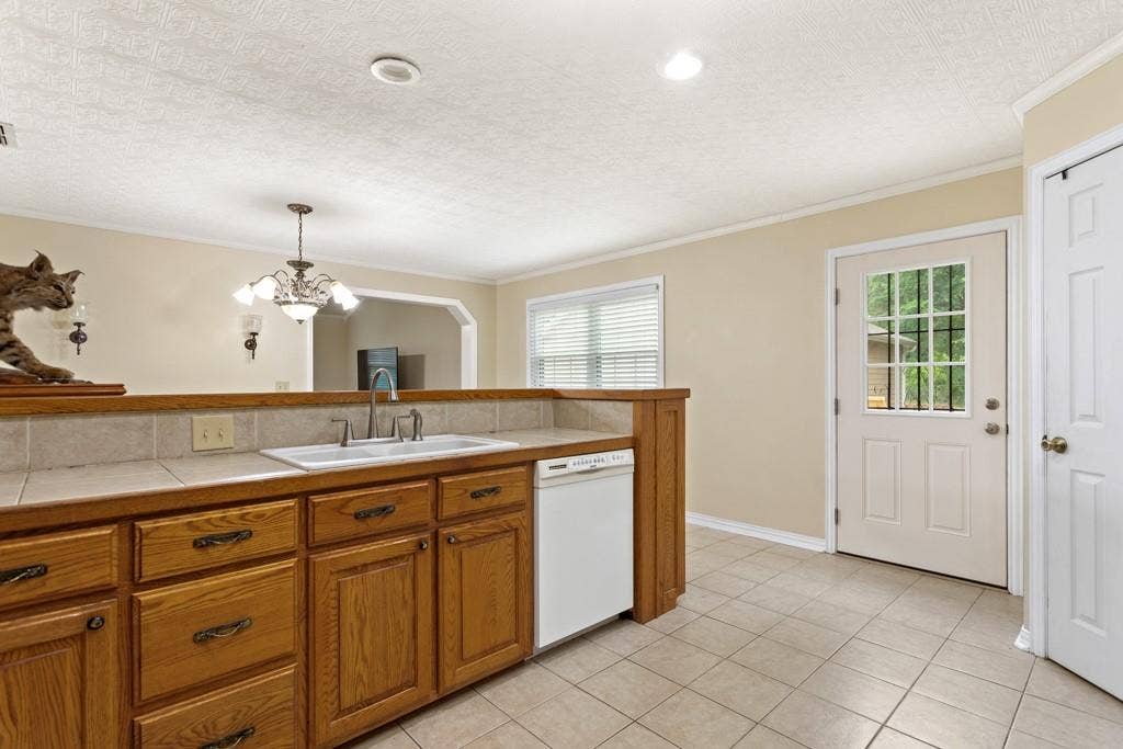 448 N Hill, Tyler, TX 75706 448 N Hill, Tyler, TX 75706