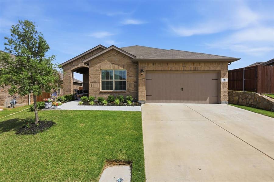 Property photo for 124 Orchard Pines Place, Boyd, TX