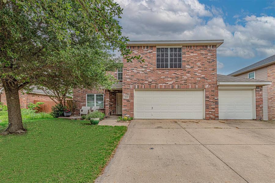 Property photo for 2020 Wellington Point, Heartland, TX