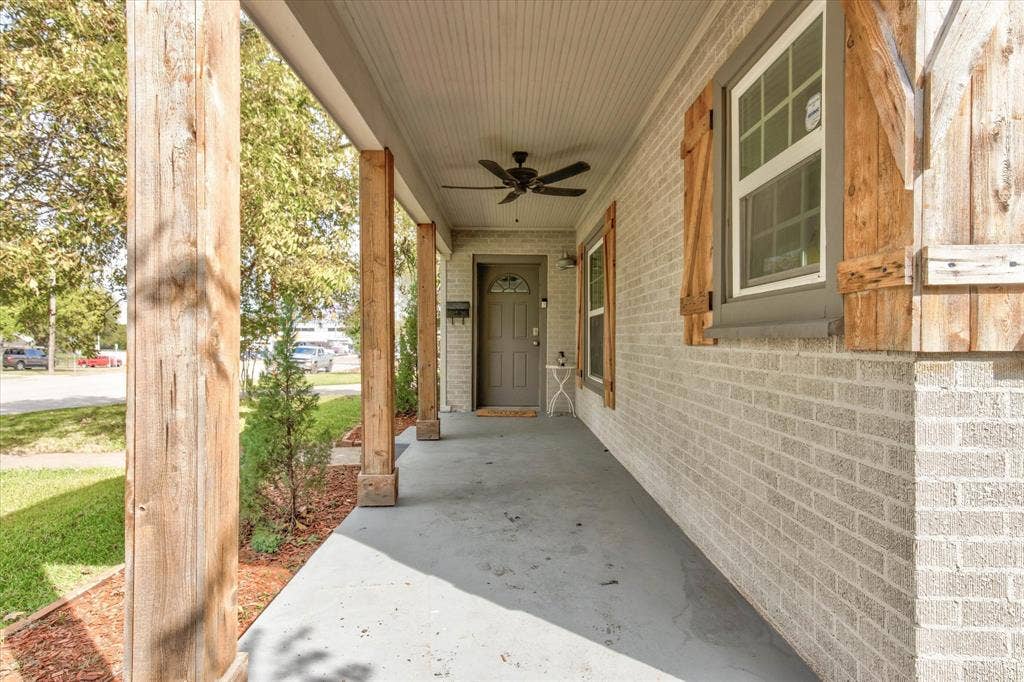 2521 Benbrook Boulevard, Fort Worth, TX 76109 2521 Benbrook Boulevard, Fort Worth, TX 76109