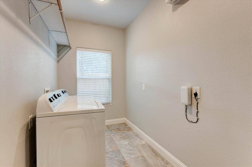 2521 Benbrook Boulevard, Fort Worth, TX 76109 2521 Benbrook Boulevard, Fort Worth, TX 76109
