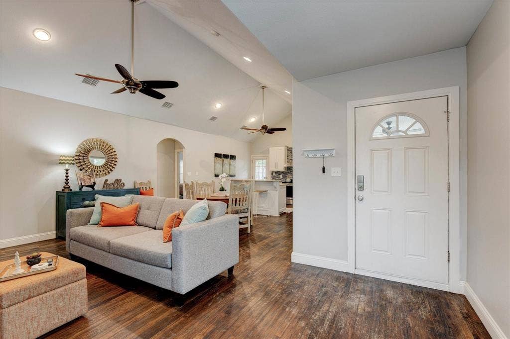2521 Benbrook Boulevard, Fort Worth, TX 76109 2521 Benbrook Boulevard, Fort Worth, TX 76109
