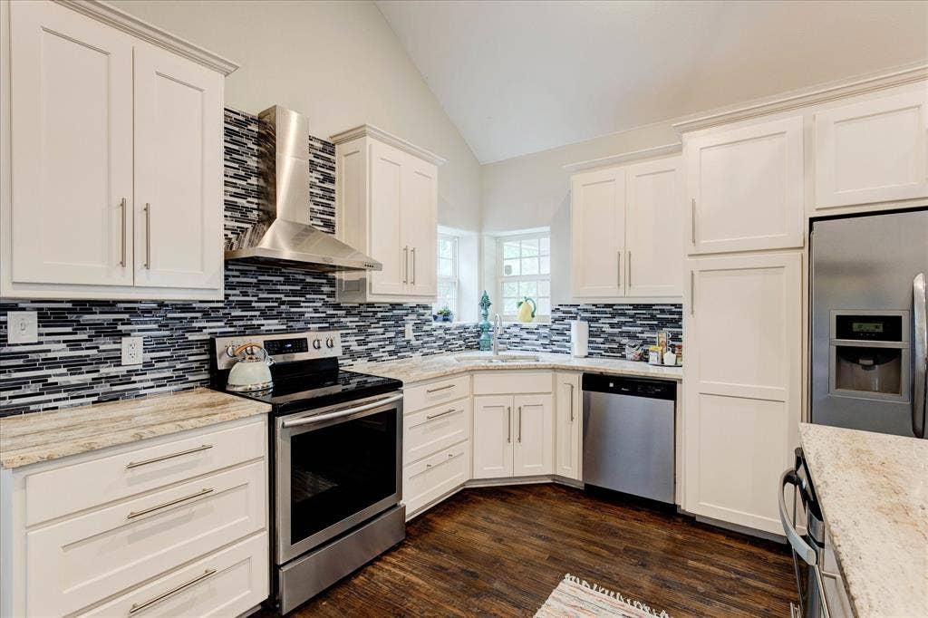 2521 Benbrook Boulevard, Fort Worth, TX 76109 2521 Benbrook Boulevard, Fort Worth, TX 76109