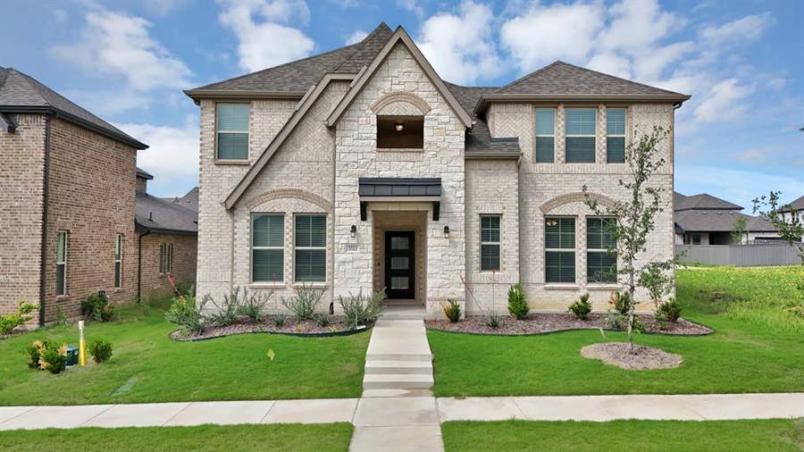 Property photo for 3513 Burdock Lane, Venus, TX