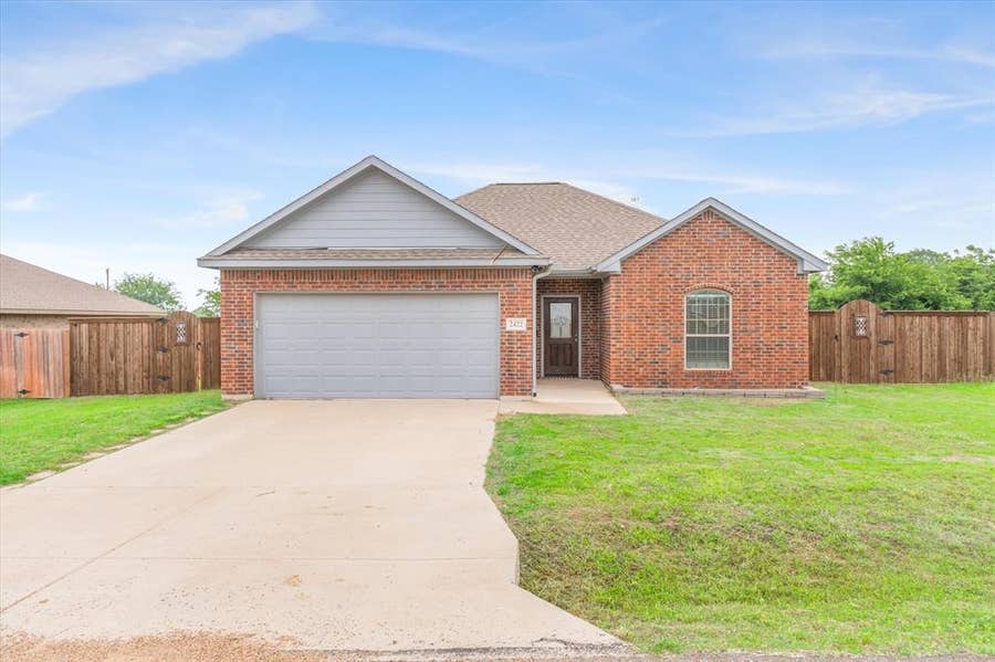 Property photo for 2422 Abigail Lane, Mabank, TX