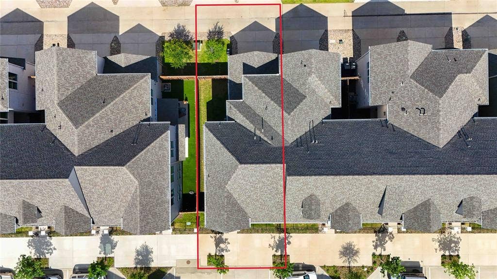 11965 Brubaker Drive, Frisco, TX 75033 Expansive property lot featuring a manicured grass lawn and mature trees