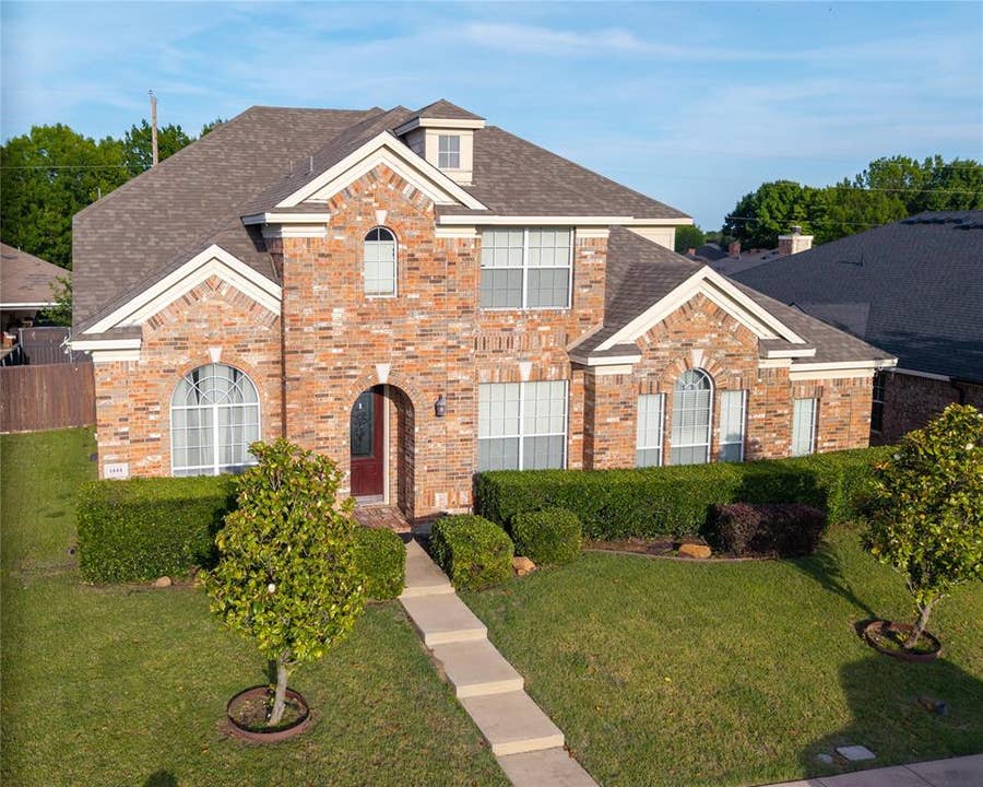 Property photo for 1444 Mercury Lane, Lancaster, TX