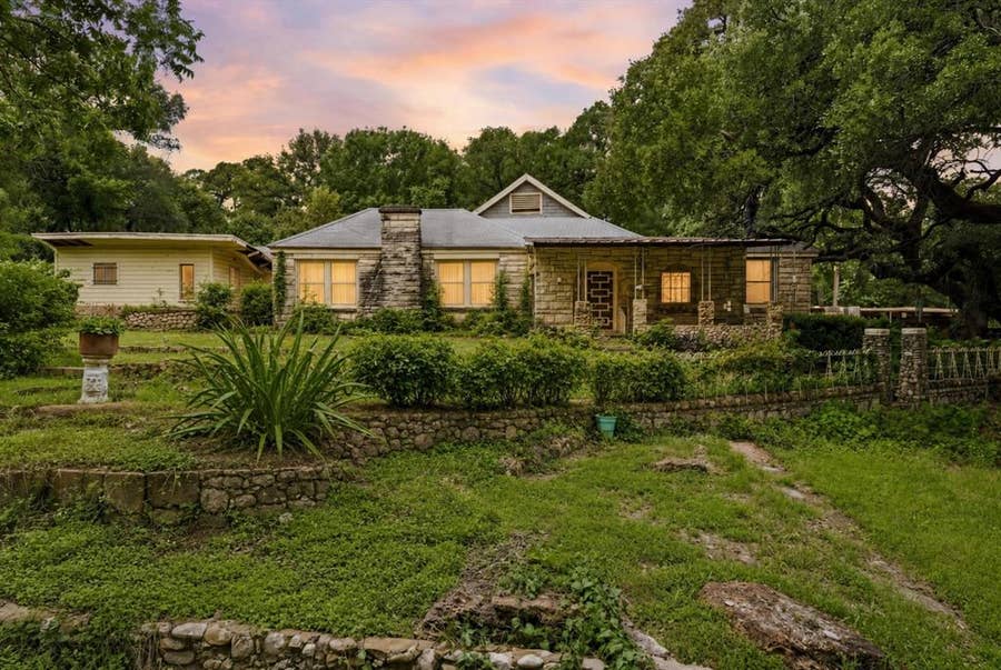 Property photo for 3722 N 27th Street, Waco, TX