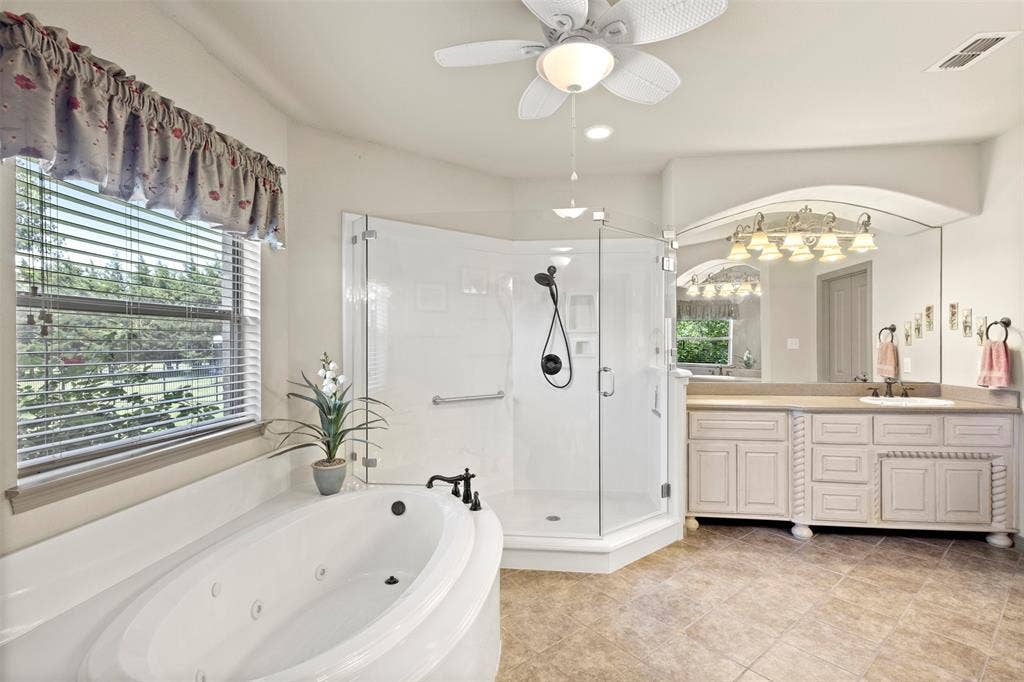 Primary shower and tub