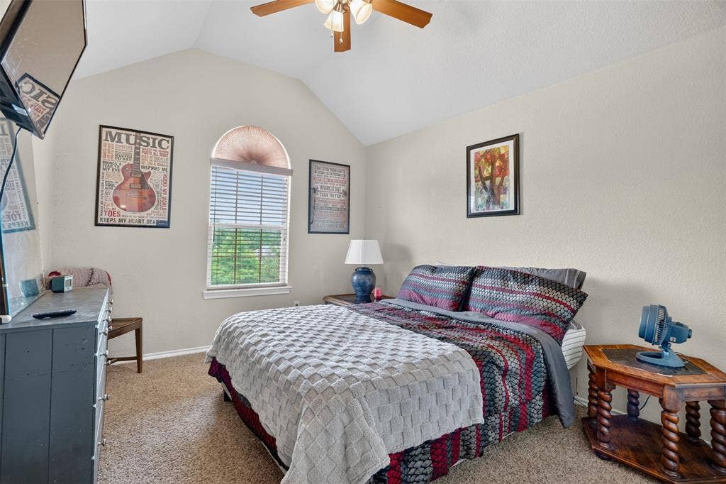 17 Tallwood Lane, Edgecliff Village, TX 76134 17 Tallwood Lane, Edgecliff Village, TX 76134