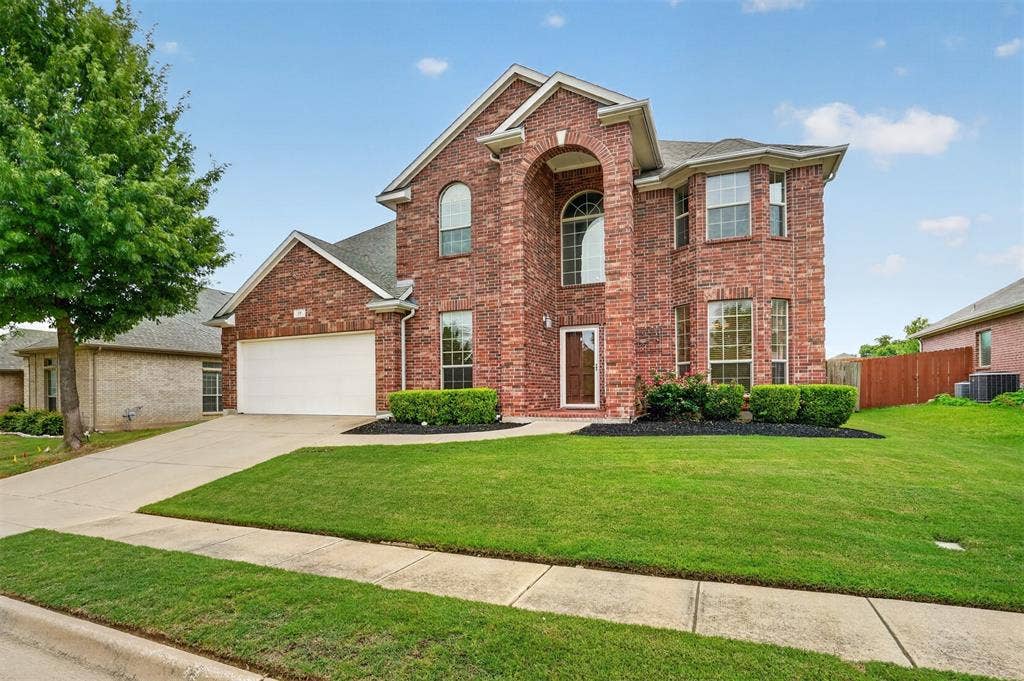17 Tallwood Lane, Edgecliff Village, TX 76134 17 Tallwood Lane, Edgecliff Village, TX 76134