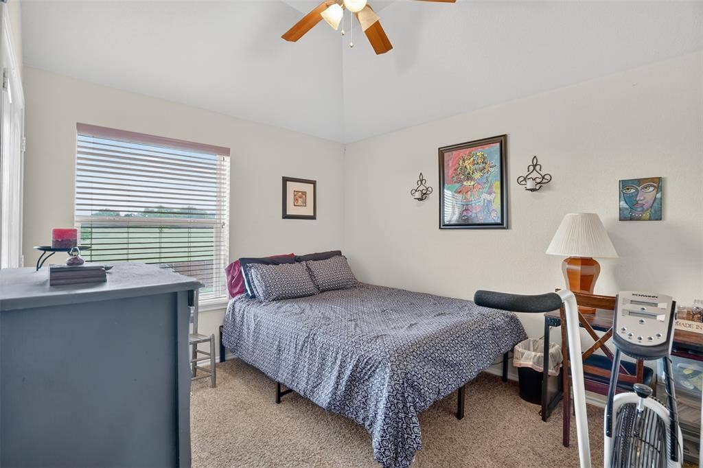 17 Tallwood Lane, Edgecliff Village, TX 76134 17 Tallwood Lane, Edgecliff Village, TX 76134