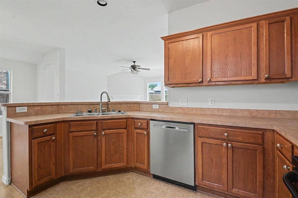 505 Creekside Drive, Princeton, TX 75407 505 Creekside Drive, Princeton, TX 75407