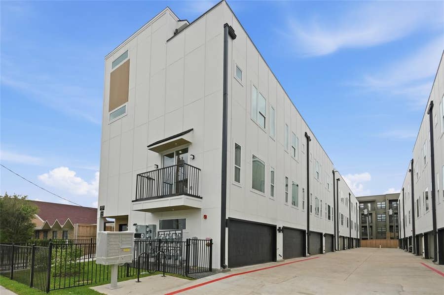 Property photo for 4315 San Jacinto Street, #101, Dallas, TX