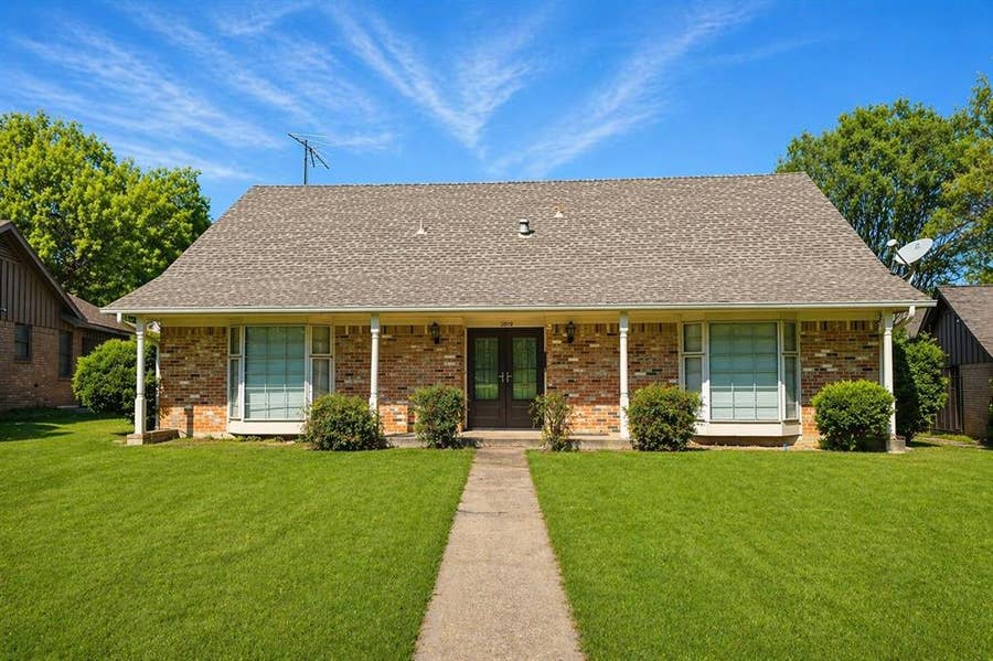 Property photo for 2019 Dancliff Drive, Dallas, TX
