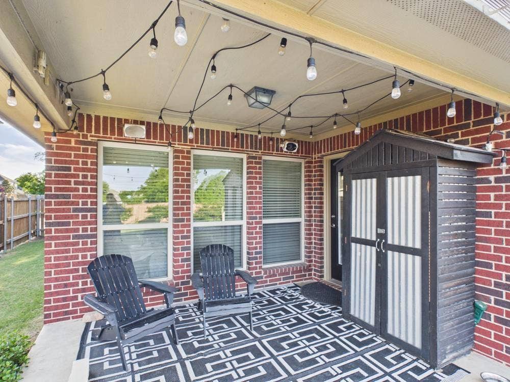 covered back patio