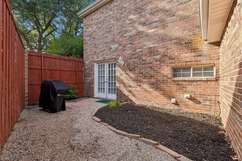 2120 Argyle Drive, Plano, TX 75023 2120 Argyle Drive, Plano, TX 75023