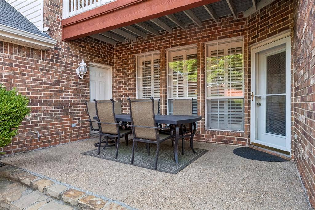 2120 Argyle Drive, Plano, TX 75023 2120 Argyle Drive, Plano, TX 75023