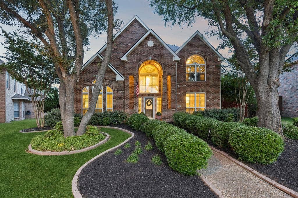 2120 Argyle Drive, Plano, TX 75023 2120 Argyle Drive, Plano, TX 75023