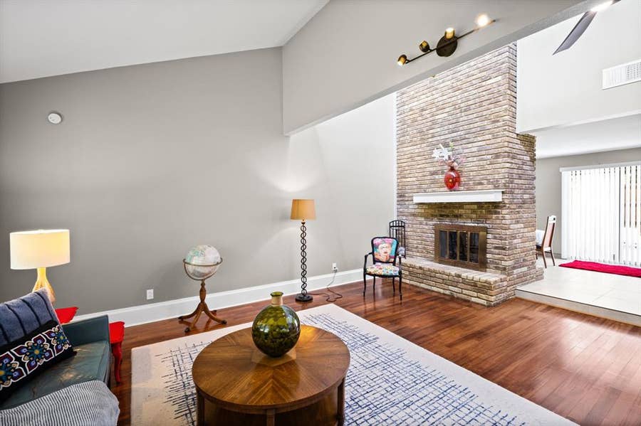 Property photo for 1023 Auburn Drive, Arlington, TX