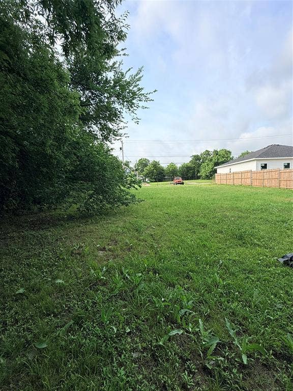 Property photo for 3932 Lee Street, Greenville, TX