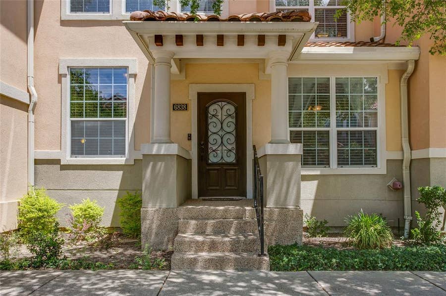 Property photo for 6838 Deseo, Irving, TX
